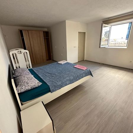 Leni Apartmani Dobre Vode Dobra Voda Luaran gambar