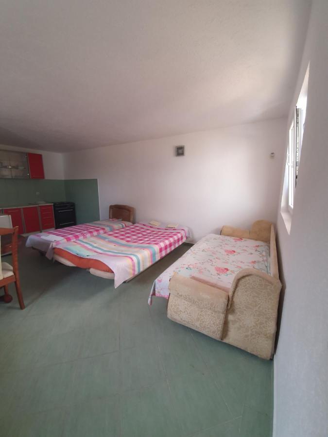 Leni Apartmani Dobre Vode Dobra Voda Luaran gambar