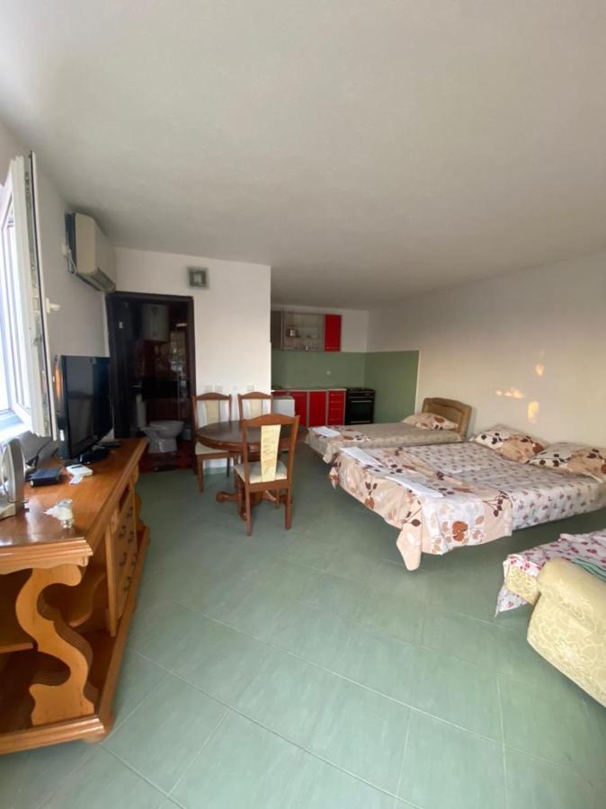 Leni Apartmani Dobre Vode Dobra Voda Luaran gambar